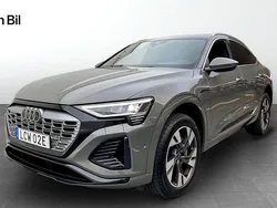 Chronosgrå metallic Begagnad 2023 Audi Q8 Sportback e-tron S-Line SUV | 629 000 kr