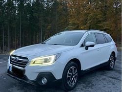 Vit Begagnad 2020 Subaru Outback Kombi | 249 000 kr