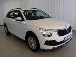Vit (candy white) Ny 2025 Skoda Kamiq Selection SUV | 299 900 kr (Marknadspris)