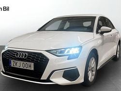 Vit Begagnad 2022 Audi A3 Sportback Proline Halvkombi | 204 900 kr (Marknadspris)