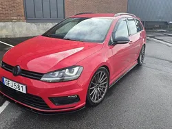 Röd Begagnad 2015 VW Golf VII GT Kombi | 129 500 kr (Marknadspris)