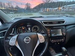 Vit Begagnad 2016 Nissan Qashqai SUV | 109 000 kr (Bra pris)
