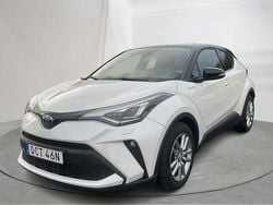 Vit Begagnad 2021 Toyota C-HR Edition SUV | 264 800 kr (Marknadspris)