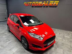 Röd Begagnad 2017 Ford Fiesta ST-Line Halvkombi | 89 900 kr (Marknadspris)