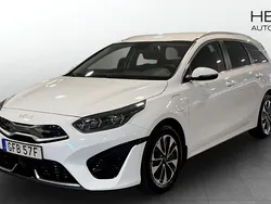 Vit (white) Begagnad 2022 Kia Ceed Sportswagon Advance Kombi | 259 900 kr (Marknadspris)