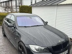 Svart Begagnad 2006 BMW 330 Comfort Edition Sedan | 70 000 kr (Marknadspris)