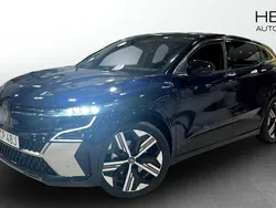 Blå (blue) Begagnad 2024 Renault Mégane Iconic Halvkombi | 527 700 kr
