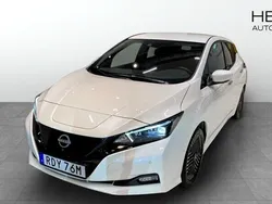 Vit (white) Begagnad 2022 Nissan Leaf 360º Halvkombi | 189 900 kr (Marknadspris)