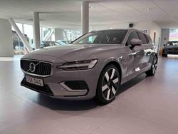 Grå Ny 2024 Volvo V60 Plus Kombi | 574 900 kr (Dyr)
