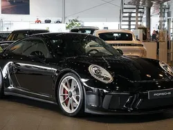 Svart Begagnad 2018 Porsche 991 | 1 649 000 kr