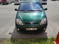 Grön Begagnad 2000 Renault Scénic Minibuss | 25 000 kr (Dyr)