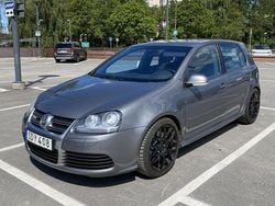 Grå Begagnad 2008 VW Golf VI R Halvkombi | 90 000 kr