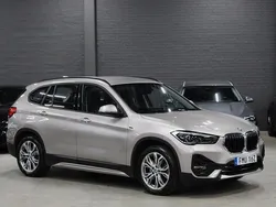 Silver Begagnad 2022 BMW X1 Sport Line SUV | 329 900 kr (Marknadspris)
