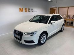 Vit Begagnad 2013 Audi A3 Sportback Attraction Halvkombi | 129 800 kr (Lite dyr)