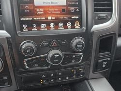 Svart Begagnad 2017 RAM 1500 Pickup | 350 000 kr (Bra pris)