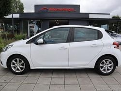 Vit Begagnad 2015 Peugeot 208 Halvkombi | 54 900 kr (Bra pris)
