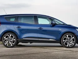 Blå Begagnad 2017 Renault Grand Scénic IV Bose Edition Minibuss | 159 900 kr (Lite dyr)