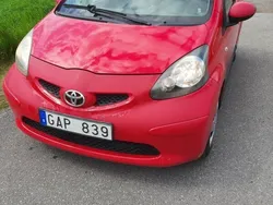 Röd Begagnad 2007 Toyota Aygo Halvkombi | 18 900 kr (Marknadspris)