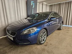 Blå Begagnad 2015 Volvo V40 Ocean Race Kombi | 139 900 kr (Marknadspris)