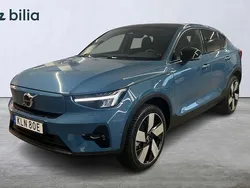 Blå Begagnad 2022 Volvo EC40 Ultimate SUV | 449 000 kr (Marknadspris)