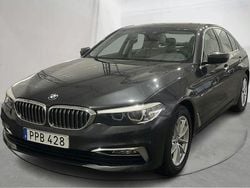 Grå Begagnad 2018 BMW 530 Luxury Line Sedan | 245 000 kr (Superpris)