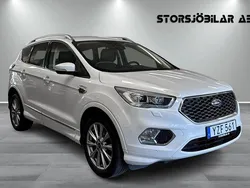 Vit Begagnad 2017 Ford Kuga Vignale SUV | 199 000 kr (Dyr)