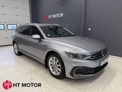 Silver Begagnad 2020 VW Passat GTE Kombi | 234 900 kr (Lite dyr)