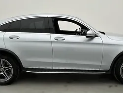 Svart Begagnad 2022 Mercedes GLC200 AMG SUV | 379 000 kr