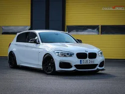Vit Begagnad 2016 BMW M140 M Sport Halvkombi | 369 900 kr (Marknadspris)