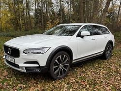 Begagnad 2018 Volvo V90 CC Kombi | 190 000 kr (Bra pris)