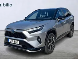 Grå Begagnad 2024 Toyota RAV4 Hybrid Style SUV | 569 900 kr (Lite dyr)