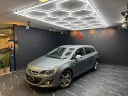 Grå Begagnad 2012 Opel Astra Sport Kombi | 44 900 kr (Marknadspris)