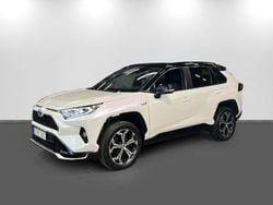 Vit Begagnad 2020 Toyota RAV4 Premium SUV | 349 900 kr