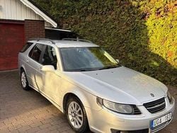 Grå Begagnad 2007 Saab 9-5 Linear Kombi | 25 000 kr (Marknadspris)