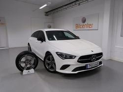 Vit Begagnad 2019 Mercedes 180 Sedan | 269 900 kr