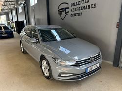 Grå Begagnad 2023 VW Passat GT Kombi | 259 900 kr