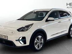 Vit (white) Begagnad 2022 Kia e-Niro 3 SUV | 299 900 kr (Lite dyr)