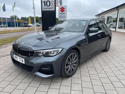 Grå Begagnad 2021 BMW 330e M Sport Sedan | 329 000 kr (Marknadspris)