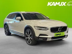 Vit Begagnad 2020 Volvo V90 CC Kombi | 384 800 kr (Marknadspris)