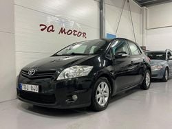 Svart Begagnad 2011 Toyota Auris Plus Halvkombi | 59 900 kr (Marknadspris)