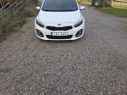 Begagnad 2016 Kia Ceed Halvkombi | 130 000 kr (Dyr)
