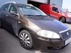 Brun Begagnad 2006 Fiat Croma Dynamic Halvkombi | 4 000 kr