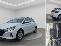 Vit Begagnad 2022 Hyundai i20 Essential Halvkombi | 169 000 kr (Marknadspris)