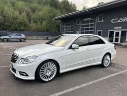 Vit Begagnad 2010 Mercedes E350 AMG Sedan | 129 900 kr (Marknadspris)