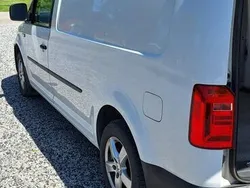 Vit Begagnad 2016 VW Caddy Maxi Minibuss | 73 500 kr (Bra pris)