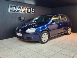 Mörkblå Begagnad 2006 VW Golf V Trendline Halvkombi | 28 900 kr (Marknadspris)