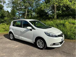 Vit Begagnad 2013 Renault Scénic III Minibuss | 52 800 kr (Bra pris)