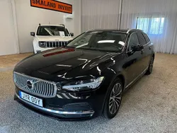Svart Begagnad 2023 Volvo V90 Core Kombi | 349 900 kr (Bra pris)