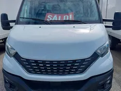 Vit Begagnad 2022 Iveco Daily Van | 361 250 kr (Marknadspris)