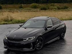 Svart Begagnad 2020 BMW 330e M Sport Sedan | 420 000 kr